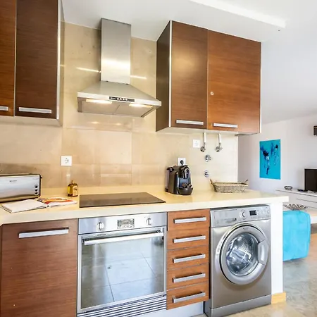 Maresia Apartment *